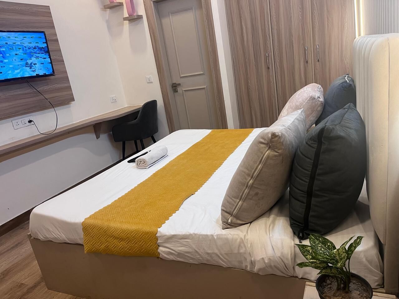 Deluxe Double Room | Desk, free WiFi