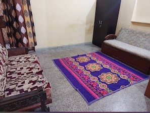 Interior - Hotel PRM Stay (Gurugram)