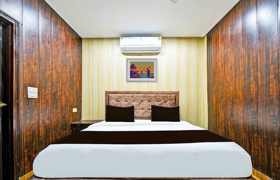 Standard Double Room | Desk, free WiFi