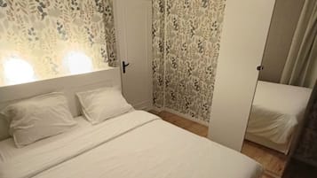 Acesso à internet, roupa de cama