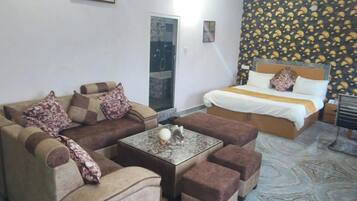 Rollaway beds, bed sheets