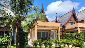 Exterior - 4 Bedroom Deluxe Beach Villa 21C, Blue Haven Bay Resort (Ko Chang)