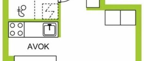 Planta baixa mostrando um banheiro, uma cozinha compacta e uma sala de estar identificada como 'AVOK'.
