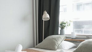 Estudio Confort, 1 cama de matrimonio, vistas al patio