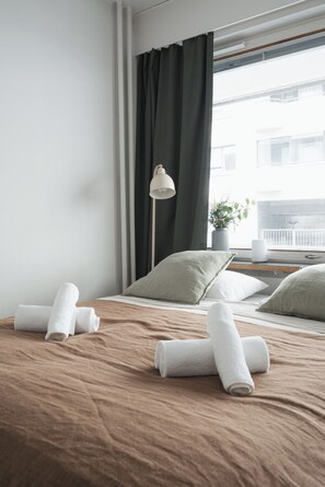 Espace de travail pour ordinateur portable, rideaux occultants
