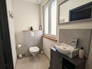 Bathroom - Vrbo Property (Gérardmer)