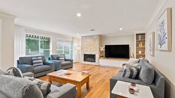 Smart TV, offices