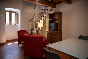 Interior - Domus Paulae Room 3 AQ (Barisciano)