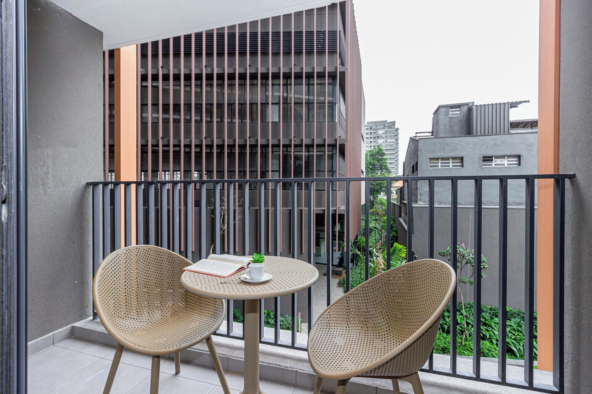 Studio Casal com Varanda | Outdoor dining