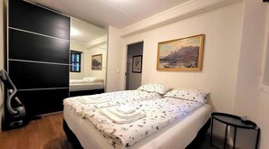 Room - Stylish and modern apartment in the heart of Trondheim—free parking included (Trøndelag)