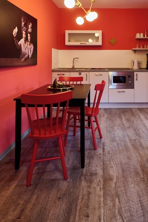 Dining - Vrbo Property (Bengel)