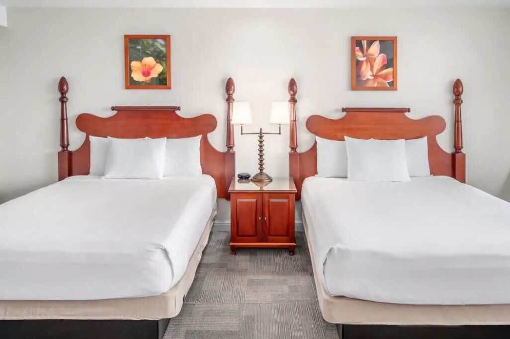 Experience Aloha | Prime Maui Location | Oceanfront Room W/ Outdoor Pool Access - Paia, HI