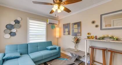 Walk to Historic Dtwn Tuskegee! Apt w/ Shared Yard