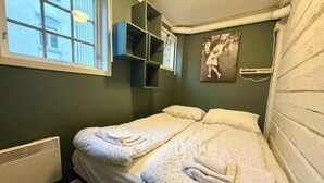Iron/ironing board, WiFi, bed sheets - Rustic charm in the heart of Trondheim – comfortable apartment with free parking (Trøndelag)