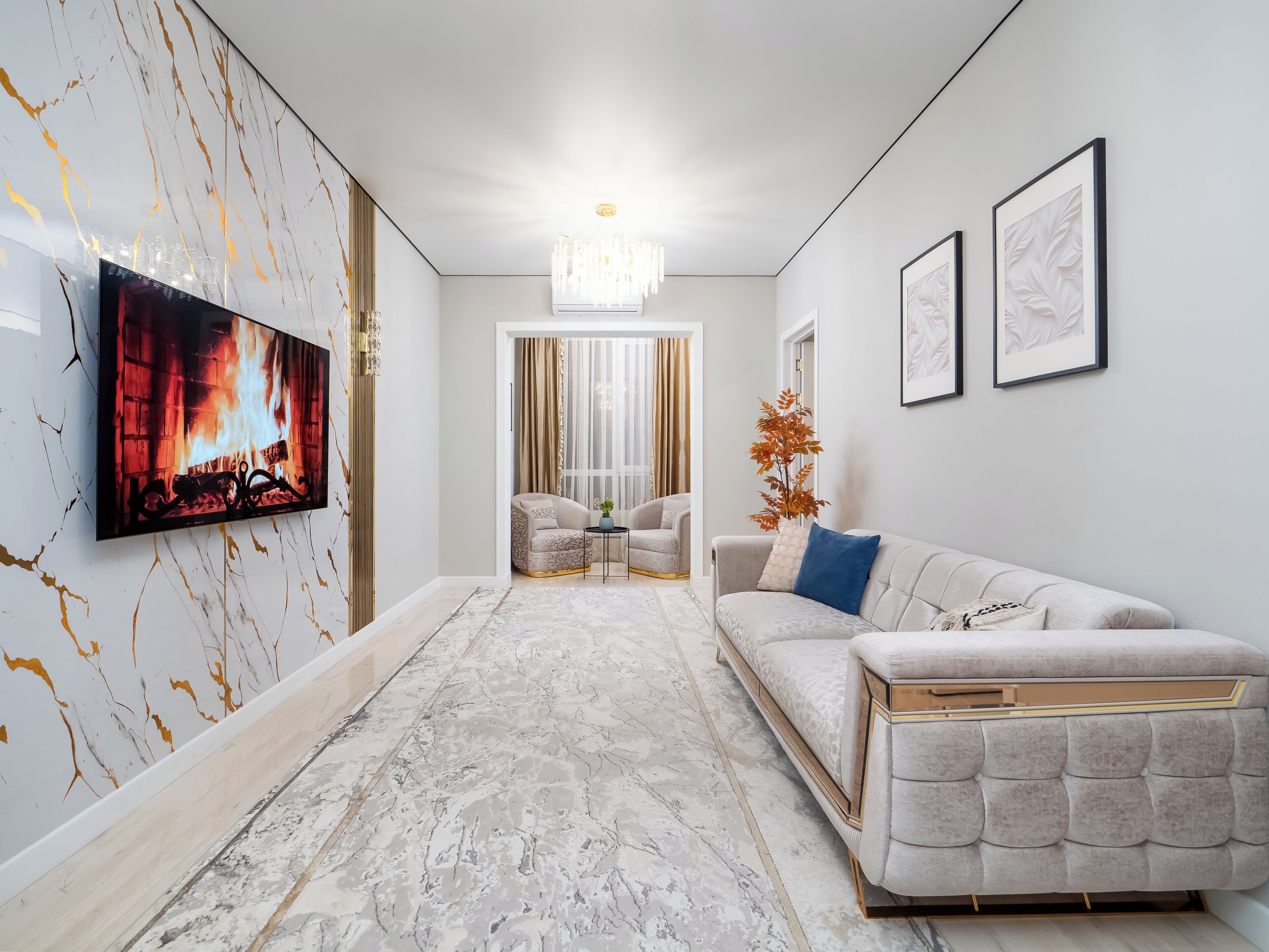 Apartment, 2 Bedrooms, Private Bathroom, Mountain View | Living area