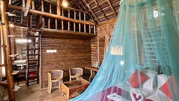 Tree House | WiFi (free)