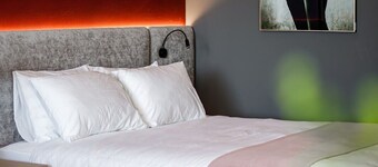 Hotel M