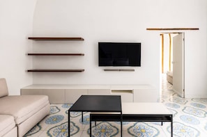 Living area - Vrbo Property (Napoli)