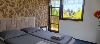 Spacious Holiday Apartment in Tiszafüred Near Lake Tisza