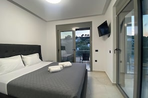 3 camere, ferro/asse da stiro, Wi-Fi gratuito, lenzuola