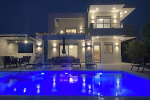 Piscina all'aperto
