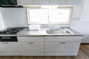 Fridge, microwave, stovetop, cookware/dishes/utensils - NEW OPEN Relax in a private sauna | Parking avai / Sapporo City Hokkaidō (Sapporo City)