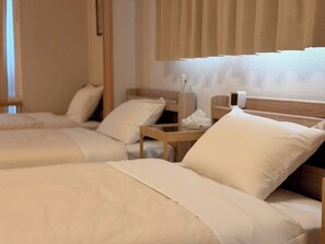 Escrivaninha, Wi-Fi de cortesia, roupa de cama