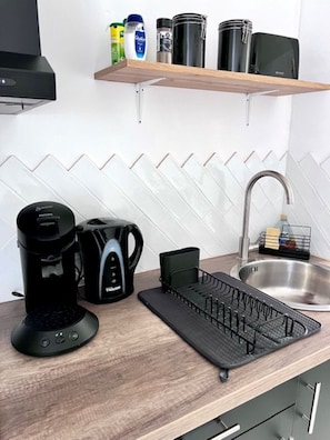 Private kitchen - Vrbo Property (Chinon)