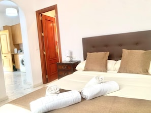 Room - Vrbo Property (Sevilla)