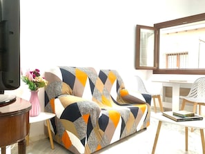 Living area - Vrbo Property (Sevilla)