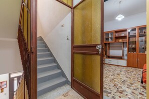 Interior - 'Wolf House' Apartment with Private Terrace, Wi-Fi, and Air Conditioning (Noto)