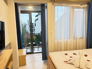 Habitació doble Deluxe, balcó | Wifi gratuïta 