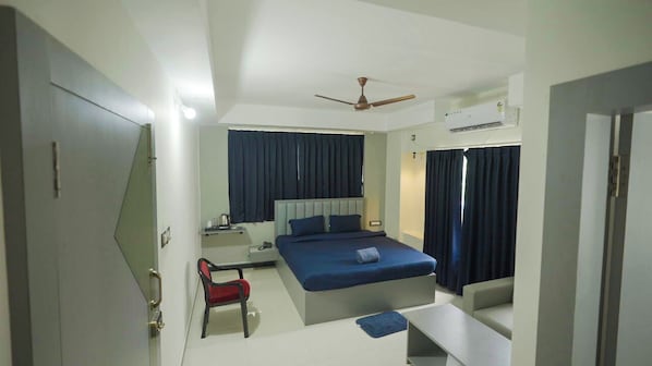 Standard Room | WiFi (free) - Rajdhani Premium Hotel (Bhubaneshwar)