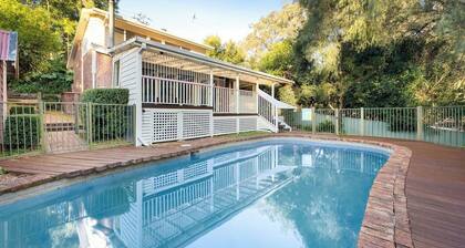 Charming Family Home | Pool & Entertainer's Deck
