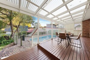 Outdoor dining - Charming Family Home | Pool & Entertainer's Deck (Carlingford)