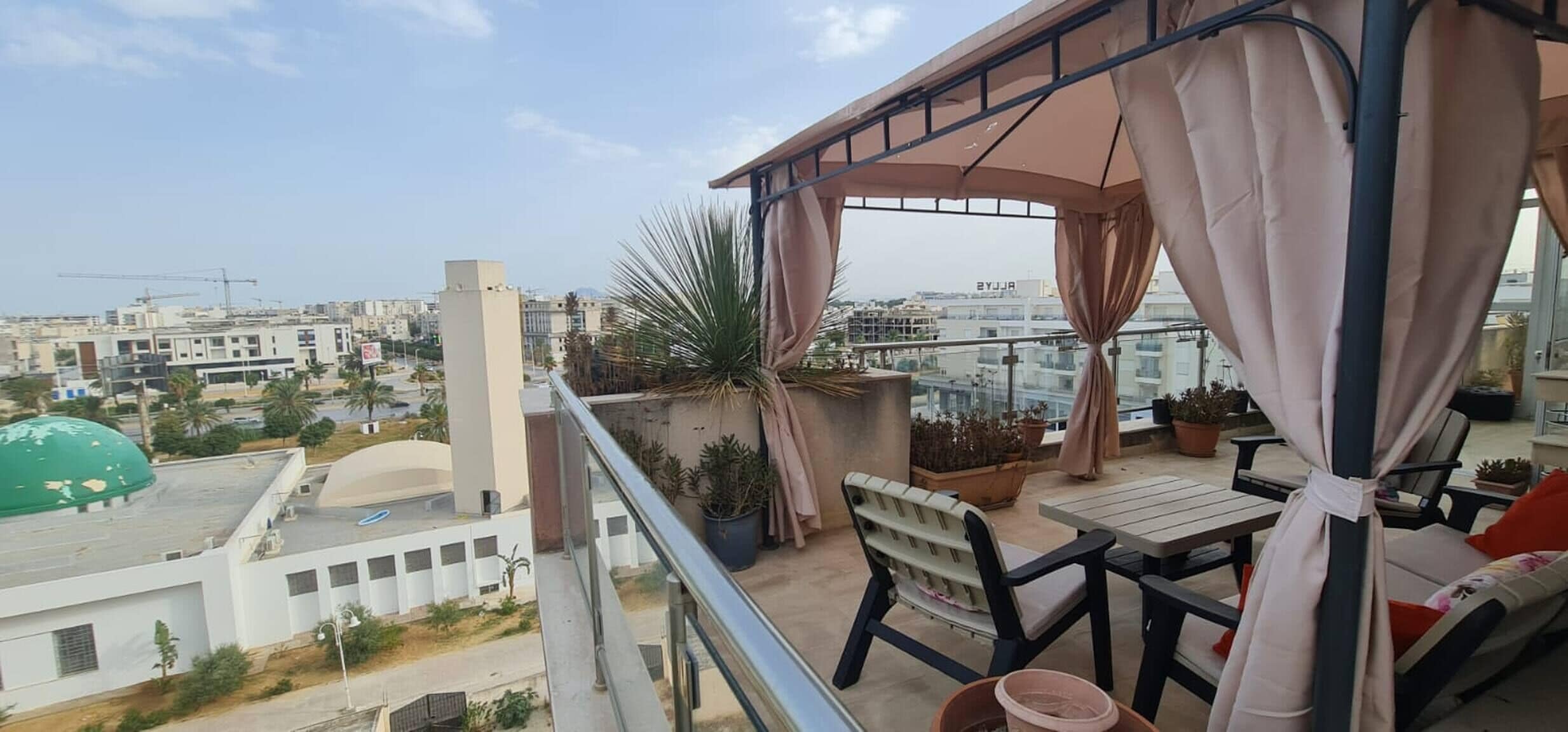 Apartment, 3 Bedrooms, Smoking, Balcony | Property grounds