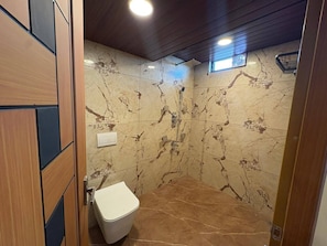 Single Room | Bathroom - Odyssey Rendezvous (Ernakulam)