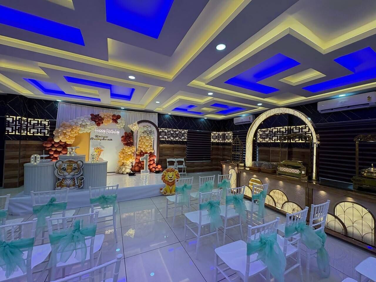 Banquet hall