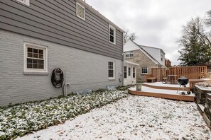 Terrace/patio - Mt. Lebanon Cape Cod Retreat - 7 mi / 15 mins from Downtown PGH (Pittsburgh)
