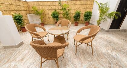 Anantam Stays By Hotel Bhopal Palace