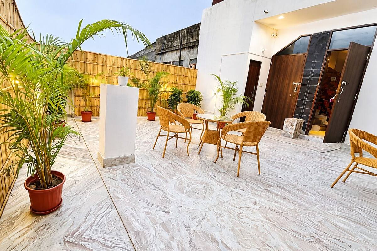 Casa clássico, sacada, vista para a cidade | Terraço/pátio