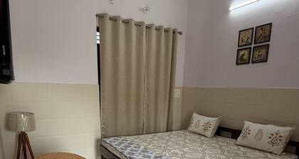 Anantam Stays By Hotel Bhopal Palace