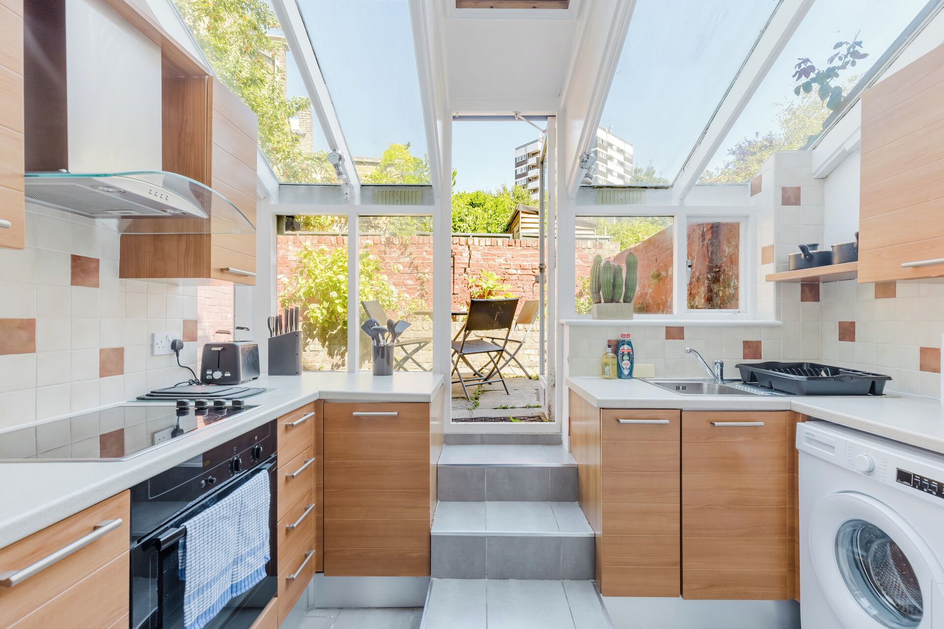 Microwave, oven, stovetop, electric kettle
