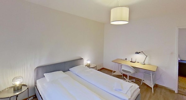 Free WiFi - Charming 3 Bedroom Retreat (Zürich)