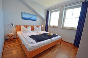 Room - Vrbo Property (Glowe)