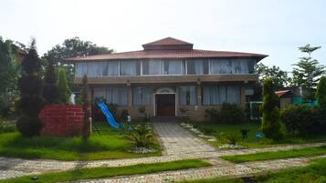 Bahagian luar