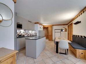 Dining - Ideal duplex in a quiet area - 8 guests (Tignes-Val Claret)