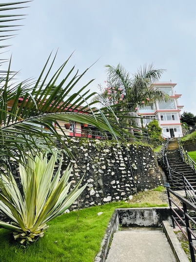 Hotel Gadhi View and Resort