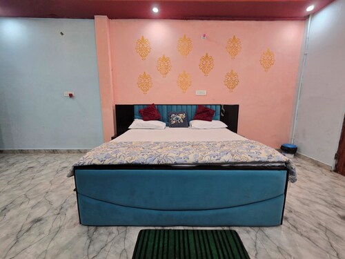 VIP Inn