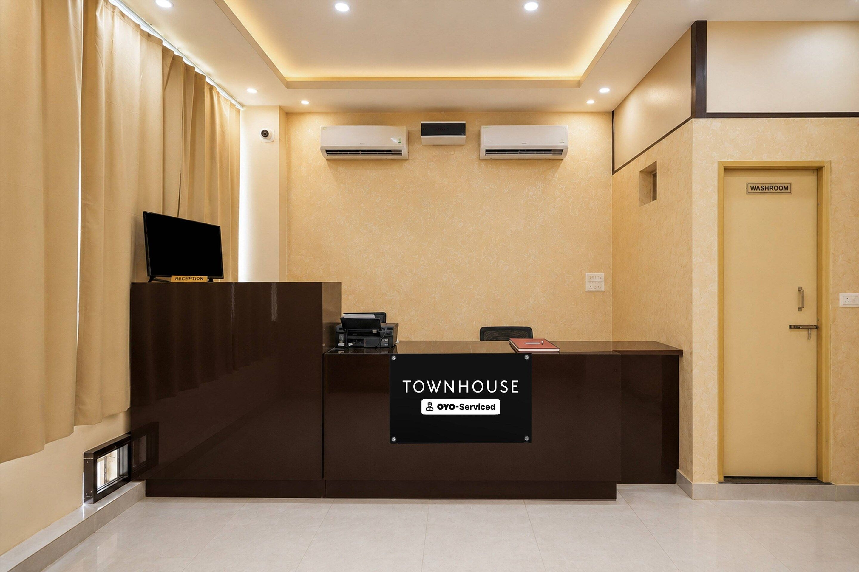 House | Reception